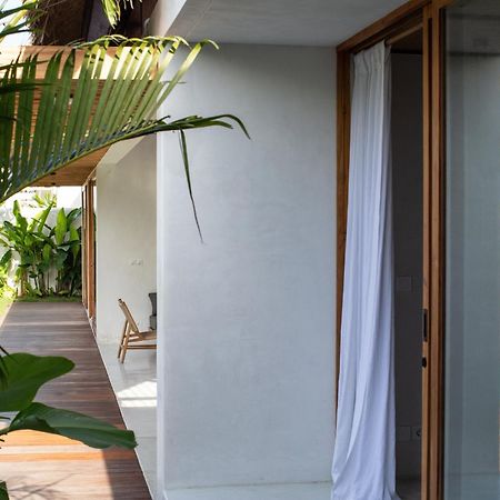 Las Lunas Villas Canggu الغرفة الصورة